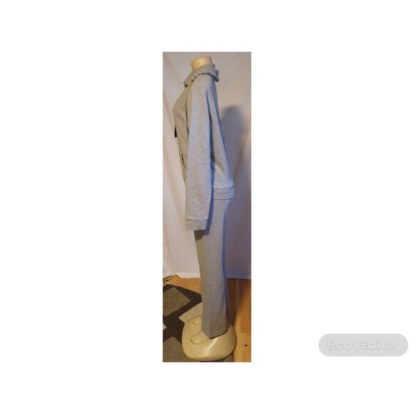 Gray Sweatsuit With Star L - Picture 2 of 6